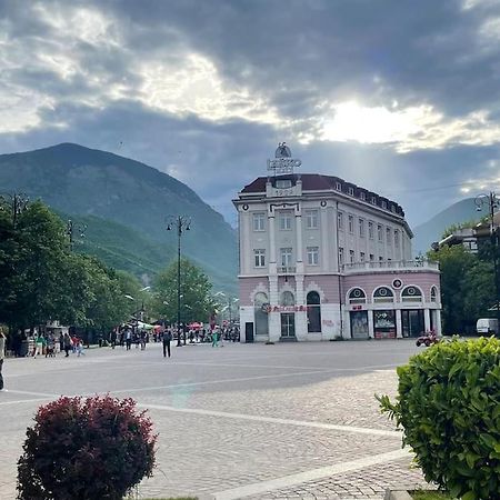 Modi Apartments Печ Екстериор снимка